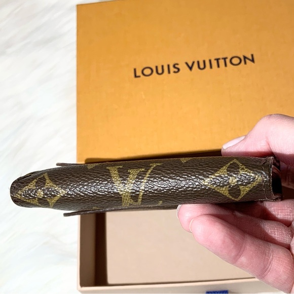 Louis Vuitton Authentic Elise Monogrammed Tri-fold Compact Wallet-Box Included! - Picture 5 of 15